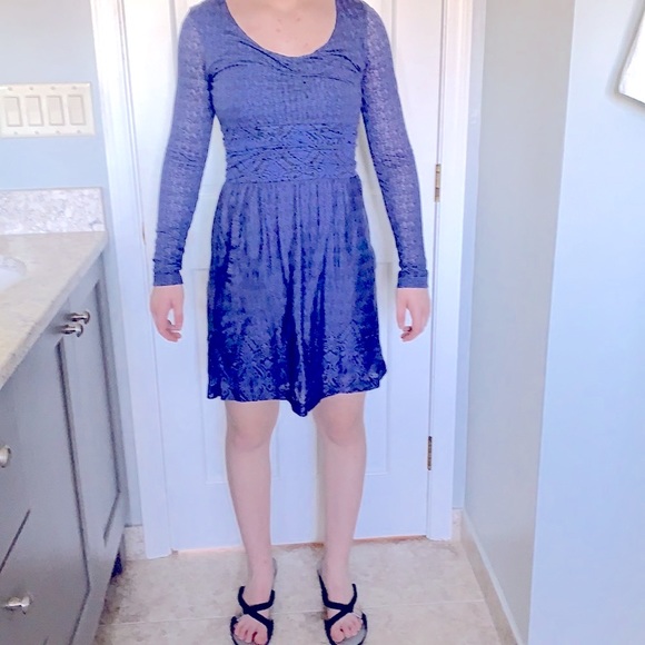 Athleta purple/blue “Packerita” long sleeved dress - Picture 4 of 10